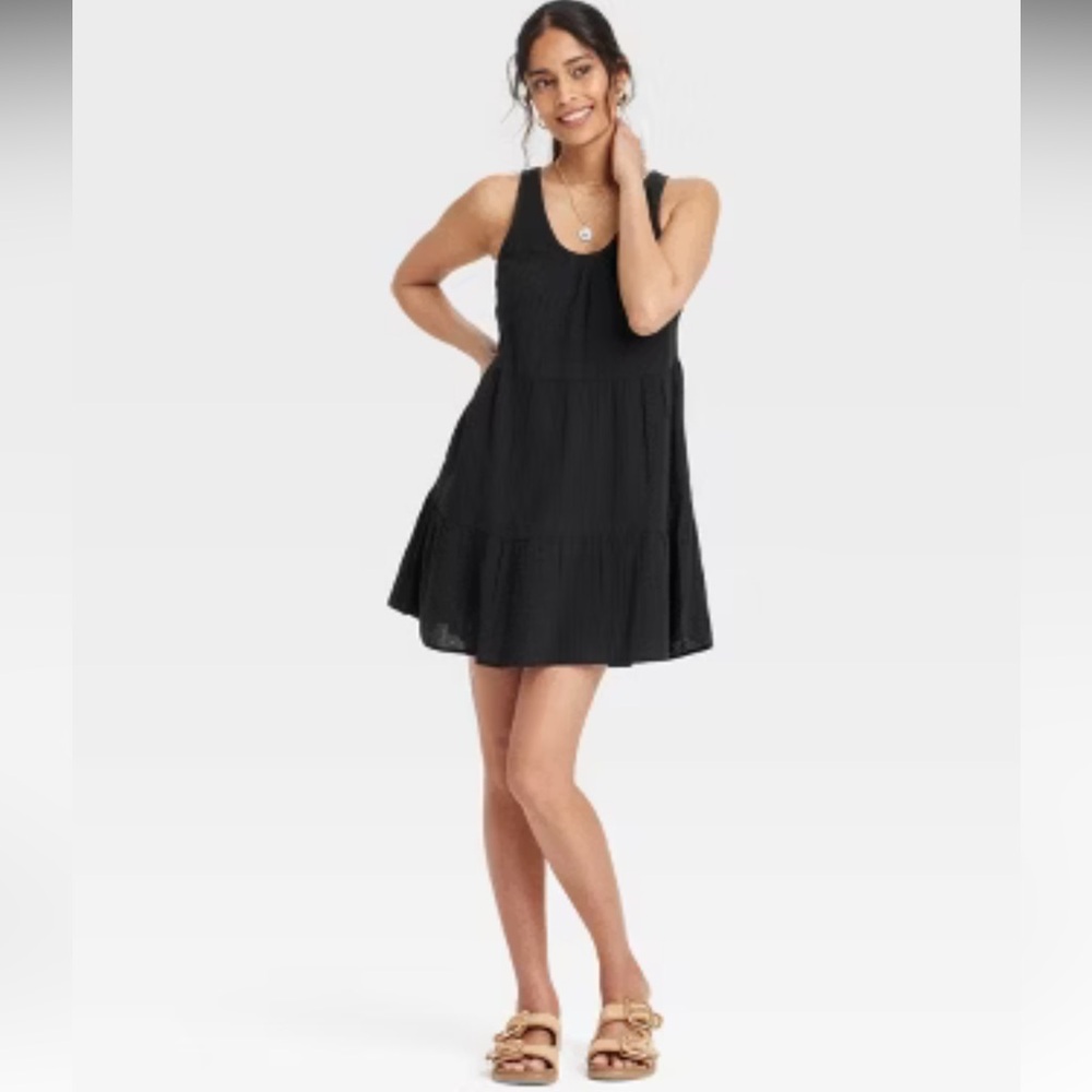 Black tiered cotton dress